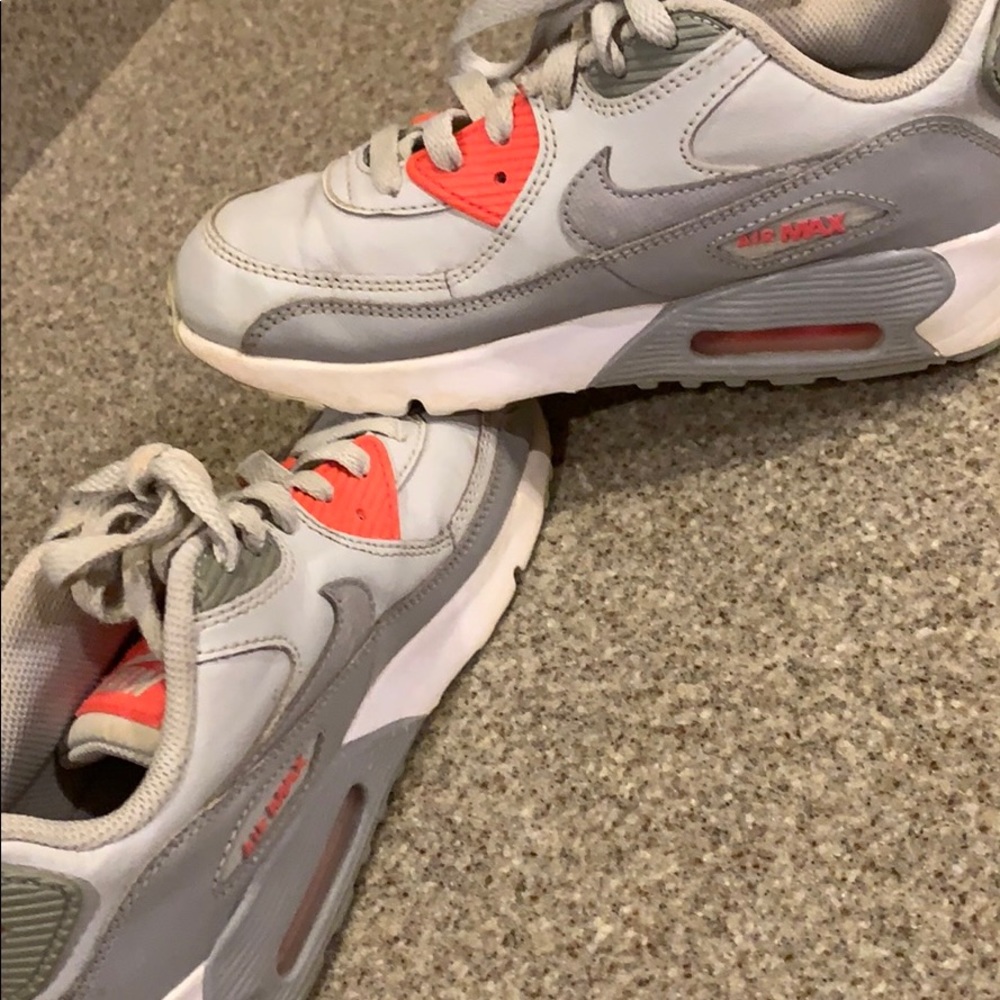 Nike - Picture 5 of 5